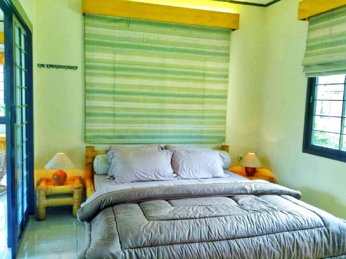 Designer Villa Osaka Puncak Luaran gambar