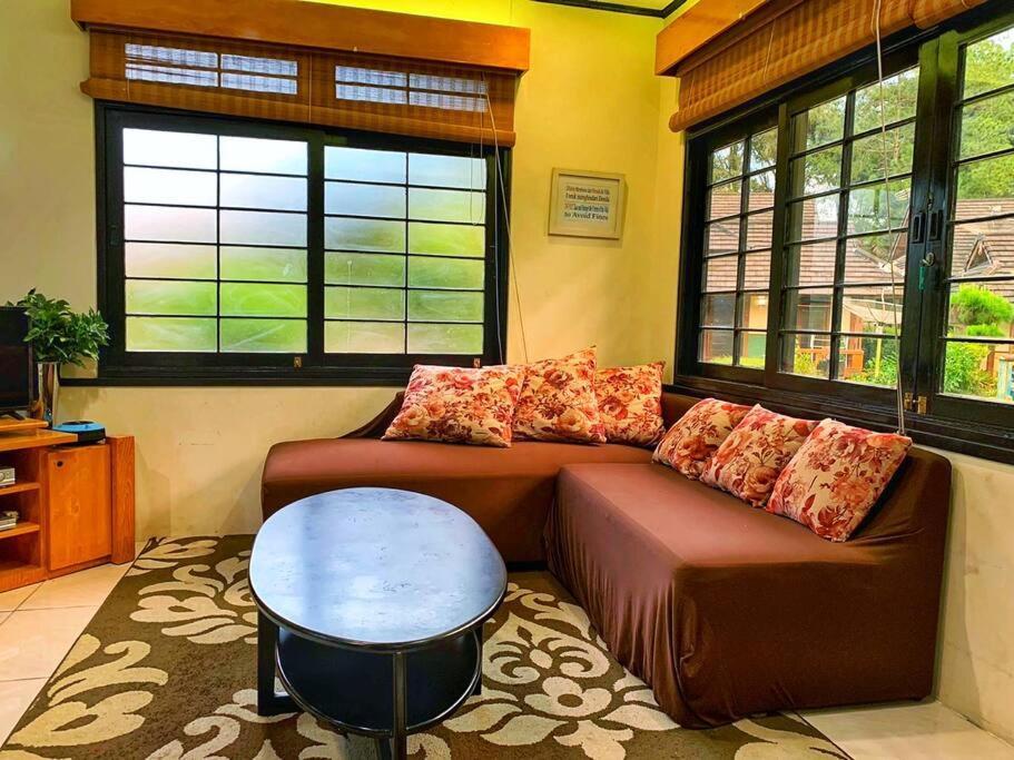 Designer Villa Osaka Puncak Luaran gambar