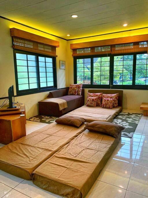 Designer Villa Osaka Puncak Luaran gambar
