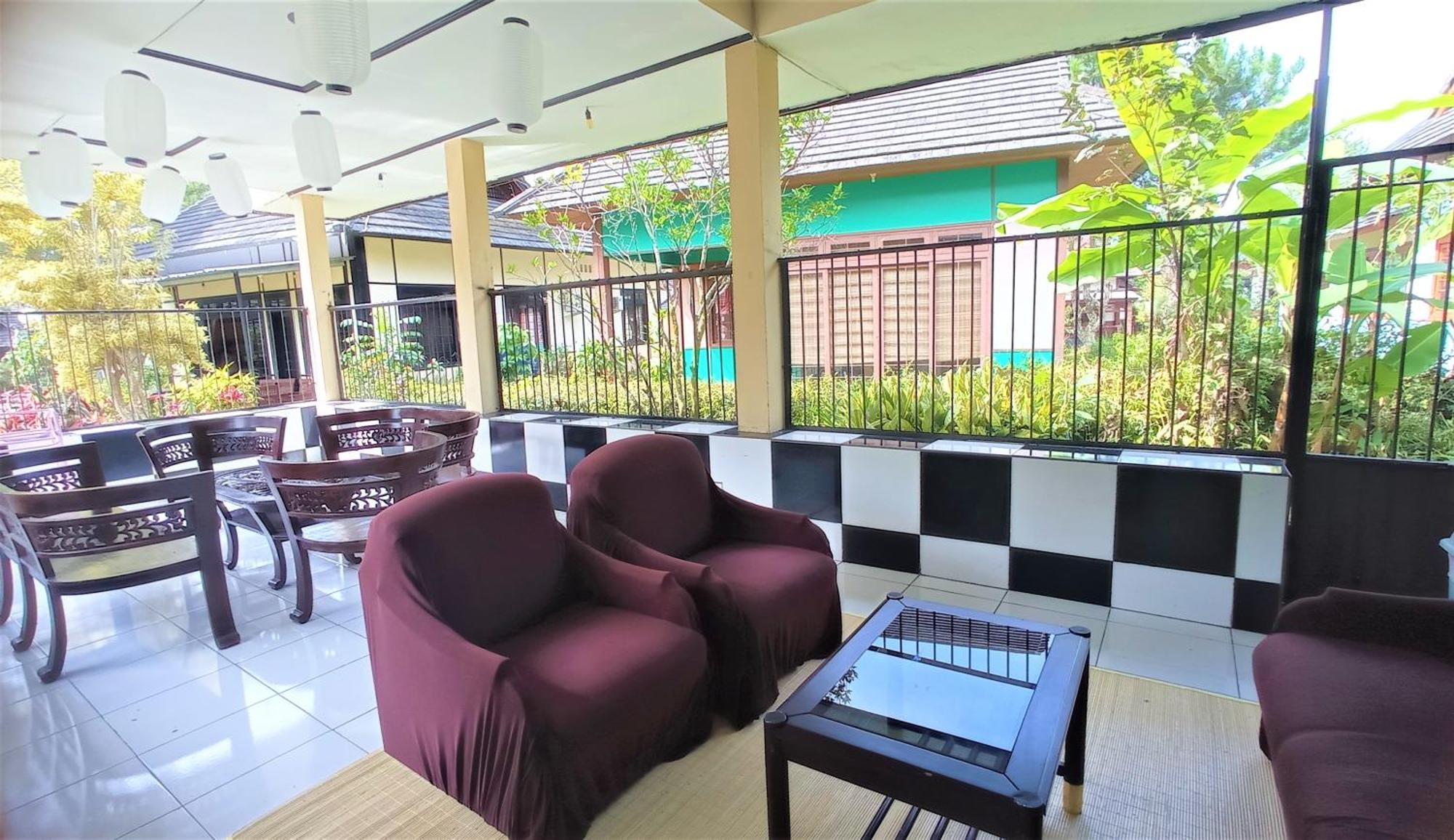 Designer Villa Osaka Puncak Luaran gambar